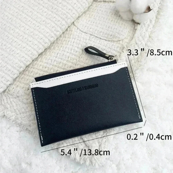 ⚠️Clearance Black And White Slim Cardholder / Wallet - Picture 2 of 4